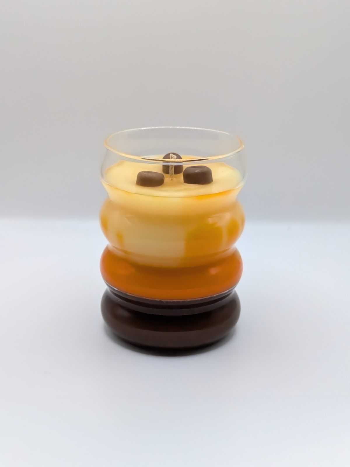 Handgemaakte Caramel Latte kaars. Sojakaars met heerlijke caramel geur