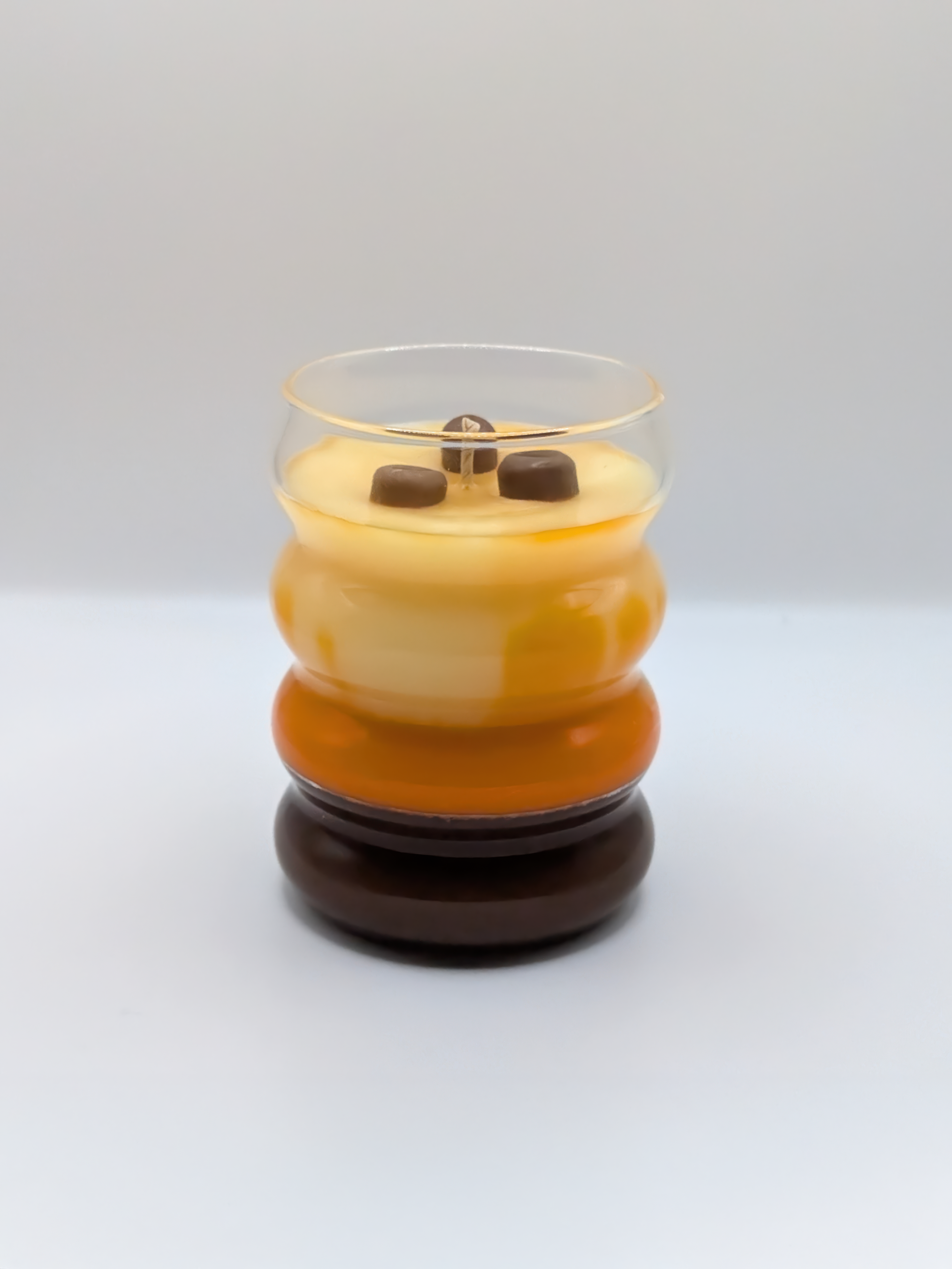 Handgemaakte Caramel Latte kaars. Sojakaars met heerlijke caramel geur