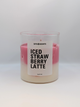 Handgemaakte Iced Strawberry Latte kaars. Sojakaars met frisse aardbei geur