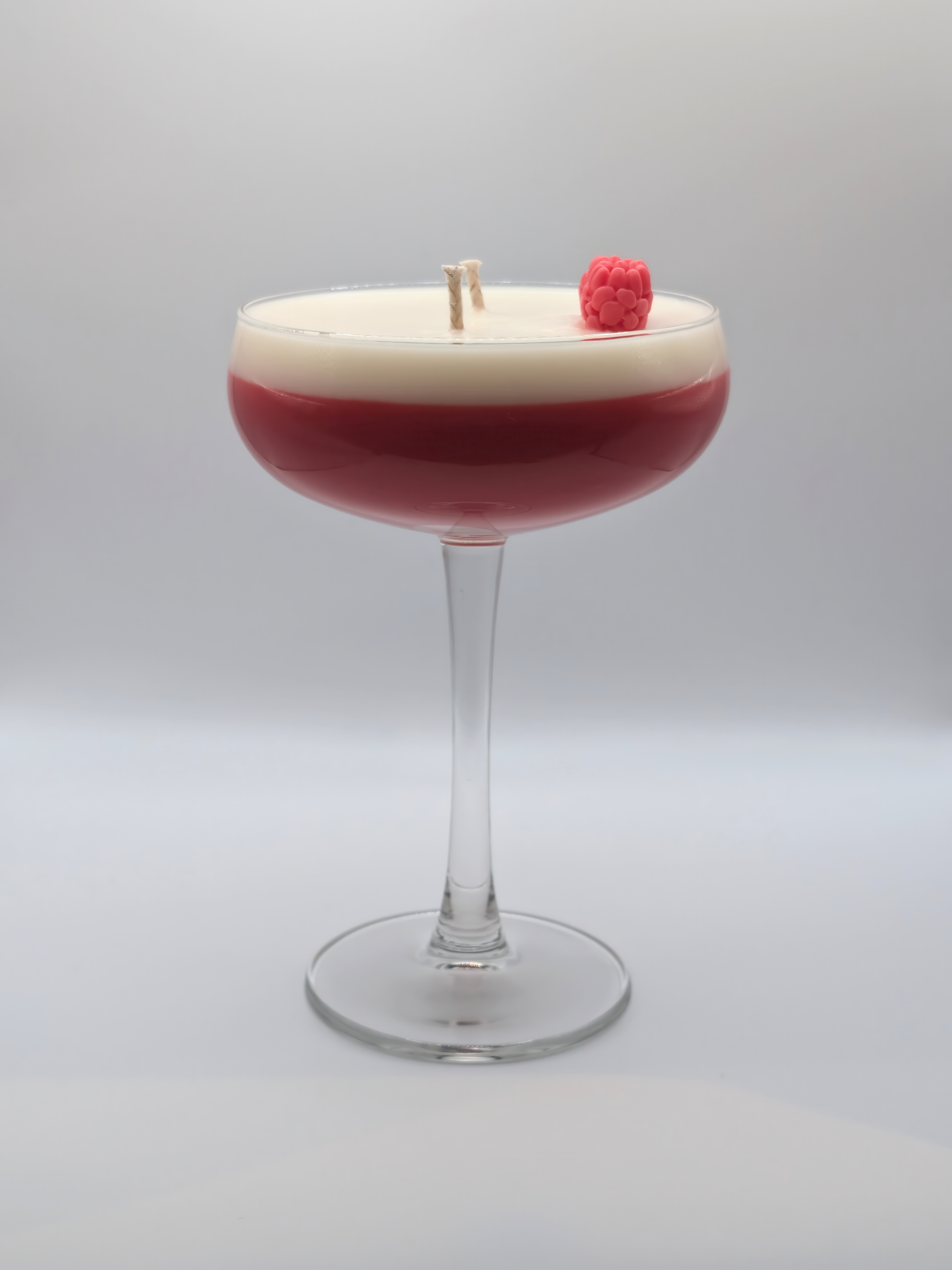 Handgemaakte Raspberry Daiquiri Cocktail Kaars. Met heerlijke framboos en rum geur.
